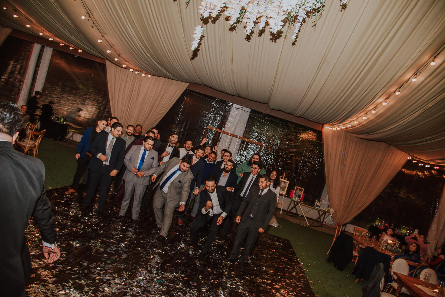 Fotografía de boda en León Guanajuato por fotógrafo de bodas destino en México